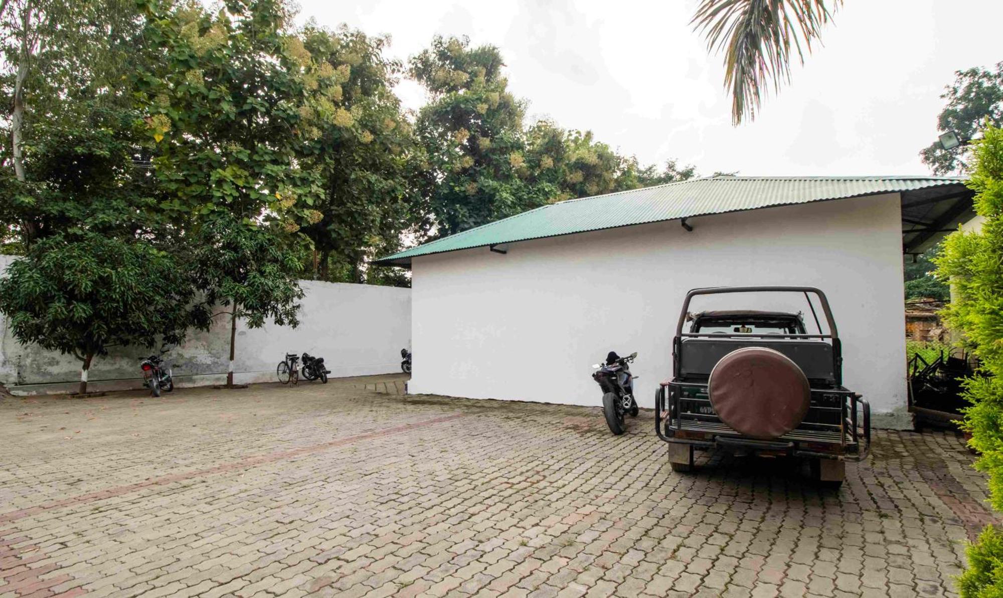 Treebo Tiger Pug Mark Resort, Ramnagar Exterior photo
